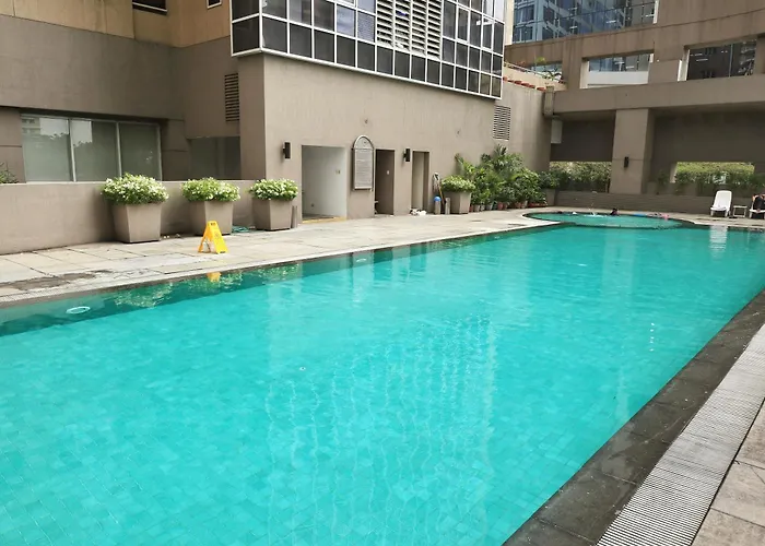 Apartahotel Bgc South Of Market Near Sm Aura Manila